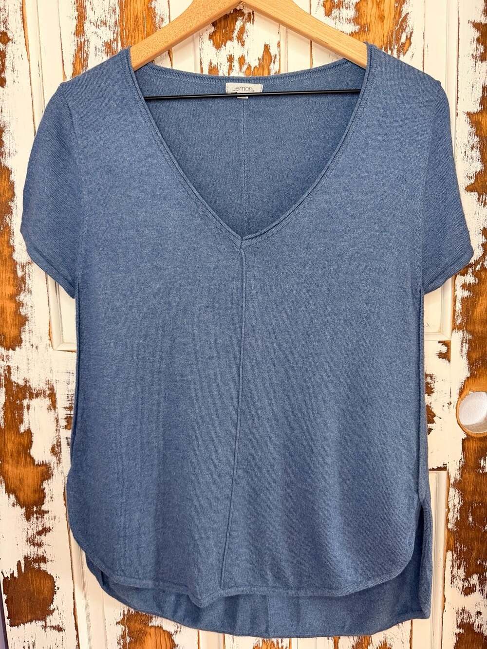 Lemon Women’s V-Neck Short Sleeve Sweater Blue Size Medium Cashmere Blend